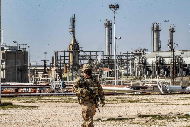 Gestohlenes syrisches Öl gelangt zu US-Basen im Irak – uncut-news.ch