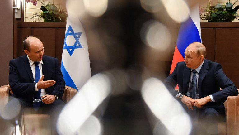Israels Premier telefoniert mit Putin — RT DE