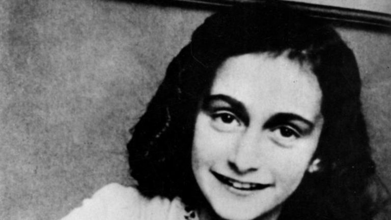Ermittlerteam stellt fest, wer Anne Frank an Nazis verraten haben soll — RT DE