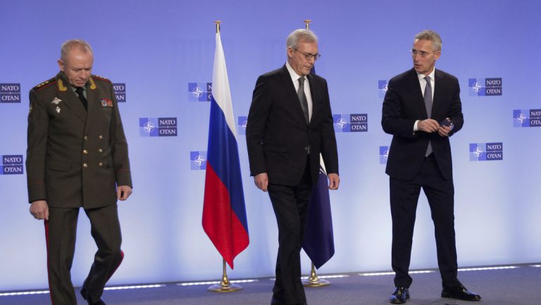 Rein in die Eskalationsspirale! – Deutschlands Crème der Russlandkritiker appelliert in der ZEIT — RT DE
