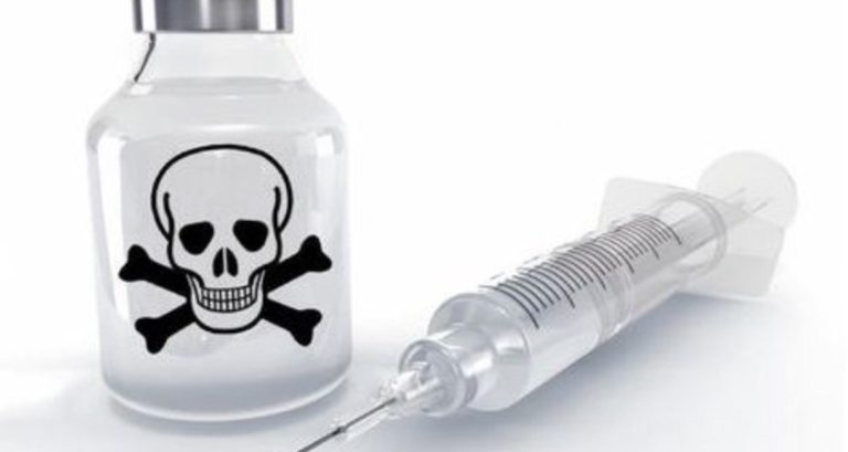 Inhaltsstoffe des Impfstoffs aufgelistet und den Giftnotruf kontaktiert – uncut-news.ch