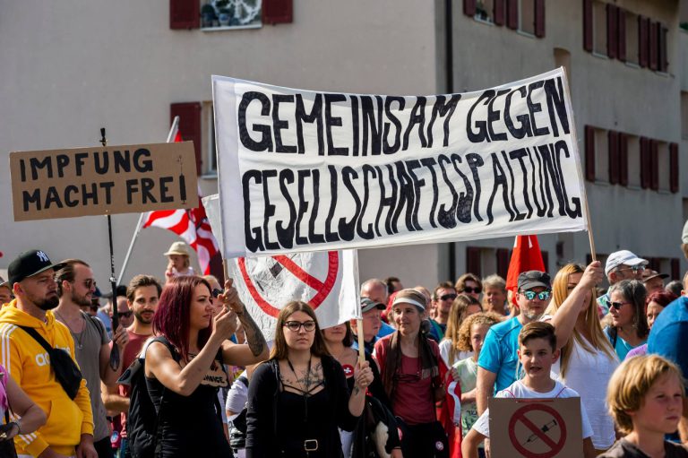 Demonstrationen in Nordrhein-Westfalen nur noch mit Maske und 3G