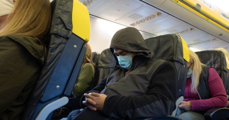 Masken in Flugzeugen sollen wie Anti-Terror-Vorschriften dauerhaft werden – uncut-news.ch