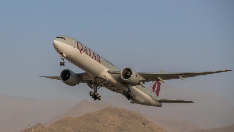 Katar erzielt Einigung mit Taliban über Wiederaufnahme der Evakuierungsflüge — RT DE