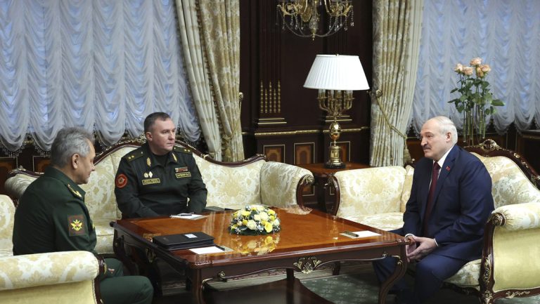 Weißrussland will militärisches Sanitätspersonal nach Syrien entsenden — RT DE