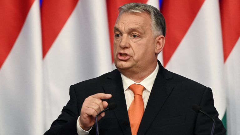 Orbán gegen den Rest der Welt? Wie der Westen die kommenden Wahlen in Ungarn sieht — RT DE