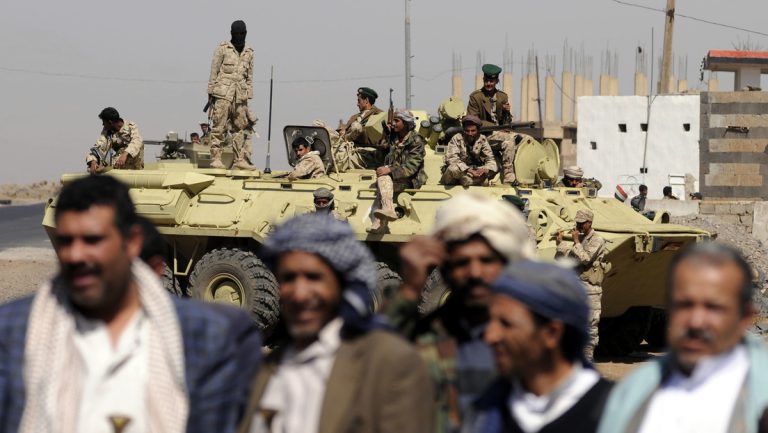 Huthi-Rebellen besetzen strategisches Gebiet — RT DE