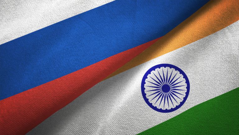 USA fordern Indien auf, den Kauf von Öl aus Russland zu überdenken — RT DE
