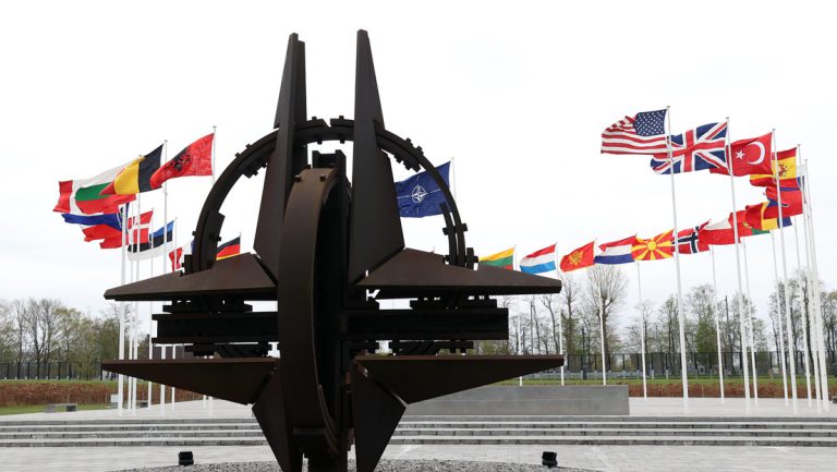 NATO uneins über strategisches Vorgehen gegen Russland — RT DE