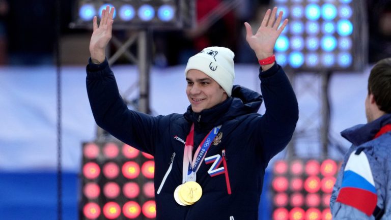 Russische Politiker kritisieren Wettbewerbsverbot für Schwimmer Jewgeni Rylow — RT DE