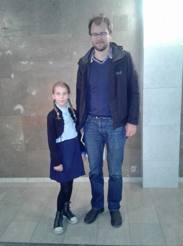 Ein Mädchen aus Lugansk antwortet dem Kinderkommentar aus den Tagesthemen – Anti-Spiegel