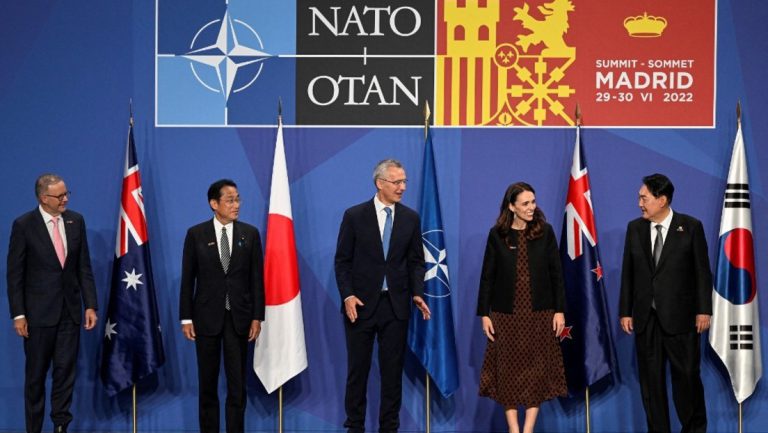 Japans Premierminister will engere Partnerschaft mit der NATO — RT DE