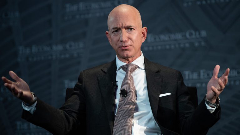 Brücke für Bezos‘ Yacht wird nicht abgebaut — RT DE