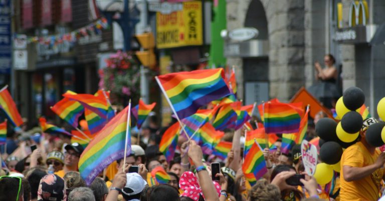 LGBTQ-Kurs der Bildzeitung vergrault Top-Mitarbeiter