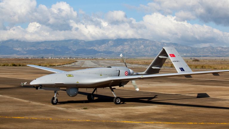 Türkischer Rüstungskonzern will Bau einer Drohnenfabrik in zwei Jahren abschließen — RT DE