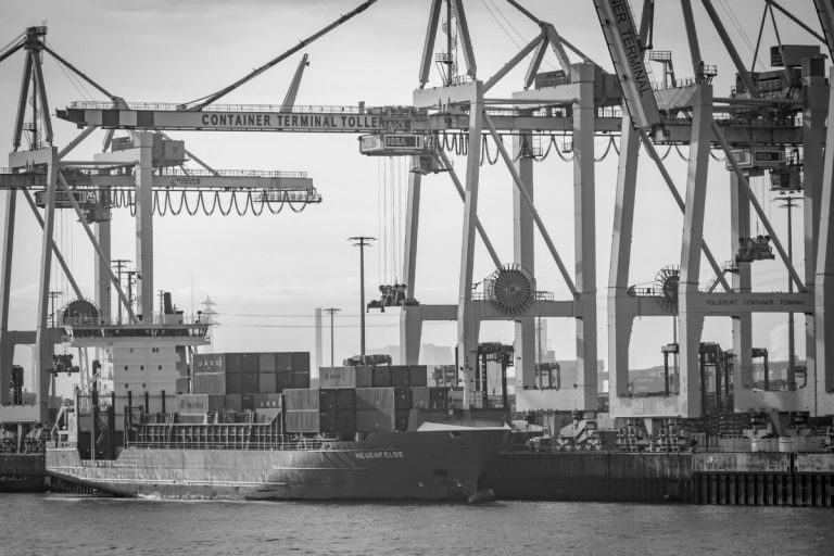 Chinas Griff zum Hamburger Hafen: Scholz verstärkt die Fehler Merkels