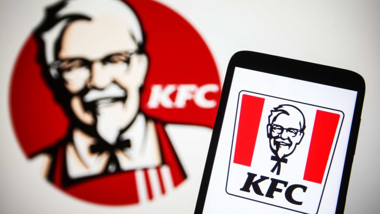 Fastfood-Kette KFC entschuldigt sich für peinliche Werbung — RT DE