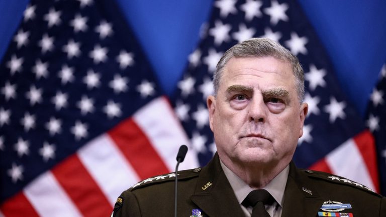 US-Generalstabschef verspricht Taiwan militärische Hilfe — RT DE