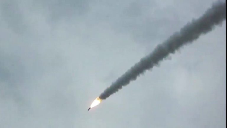 Ukrainische Rakete, russische Schuld? Oder ukrainische Provokation? — RT DE