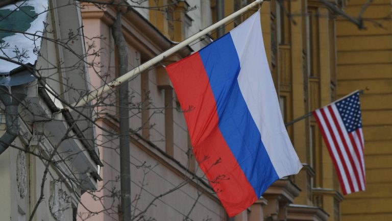 US-Diplomatin verharmlost Hinrichtung russischer Soldaten — RT DE