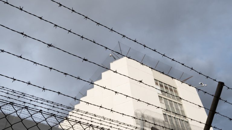 Immer mehr Menschen landen hinter Gittern — RT DE