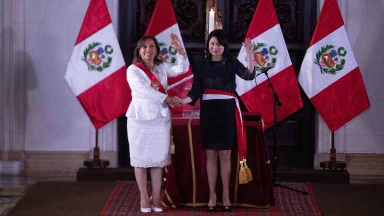 Peru bestellt Botschafter von Mexiko, Bolivien, Argentinien und Kolumbien ein — RT DE