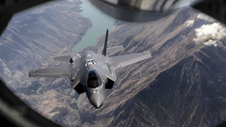 Der nächste Pannenflieger der Bundeswehr? Bundestag gibt Mittel für Kauf von 35 F-35 Kampfjets frei — RT DE