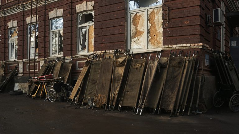 Moskau meldet mindestens 350 getötete ukrainische Soldaten an einem Tag — RT DE