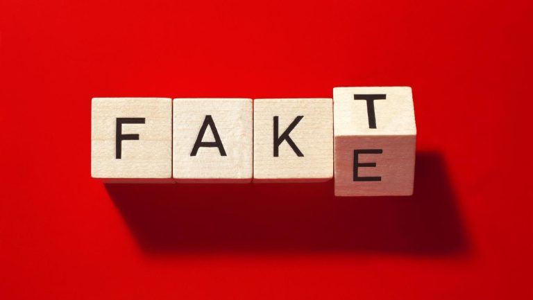 Mainstream-Medien verbreiten Fake-News über rechtsextreme Silvesterkrawalle in Borna — RT DE