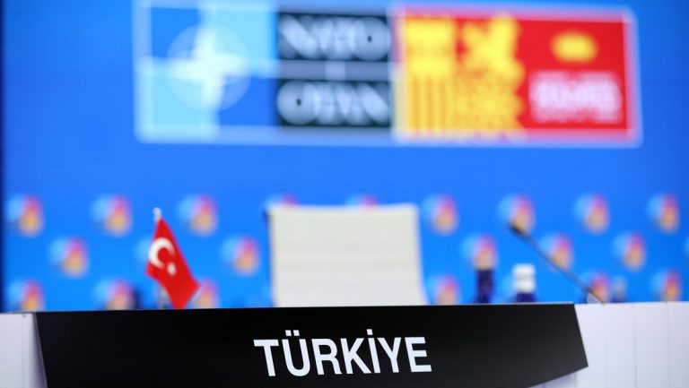 Ankara könnte noch dieses Jahr aus der NATO austreten — RT DE