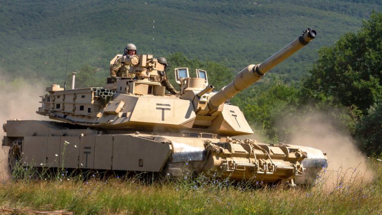 Auftragsstau könnte Abrams-Panzer für die Ukraine verzögern — RT DE
