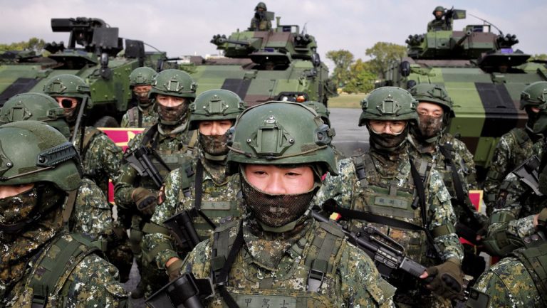 Taipei baut militärische Beziehungen zu Washington aus — RT DE