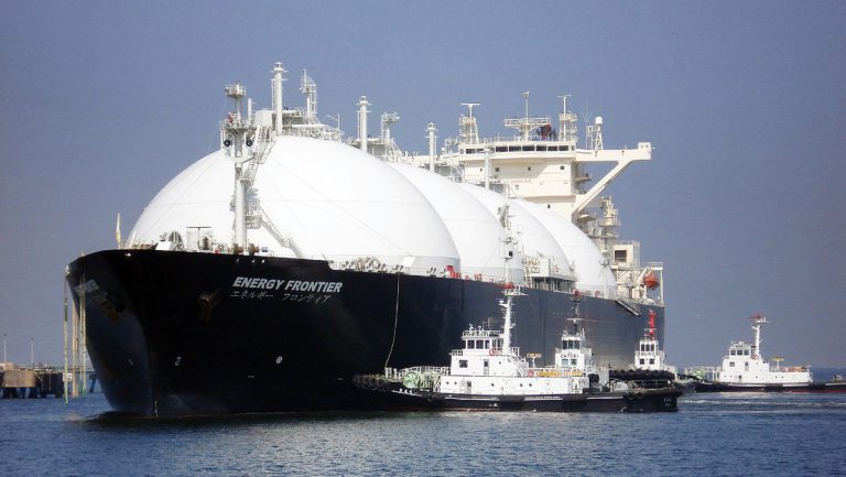 Estland fordert Preisobergrenze für russisches LNG und Preisdeckel von 30 US-Dollar für Öl — RT DE