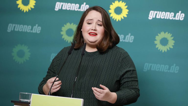 Grünen-Chefin Ricarda Lang spricht von „Gebot der Vernunft“ — RT DE