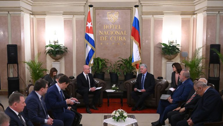 Russland und Kuba rücken näher zusammen — RT DE