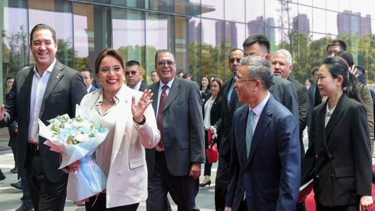 Honduras eröffnet Botschaft in China — RT DE