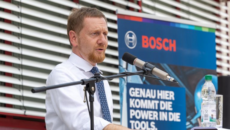 „In diesem Land gerät etwas ins Rutschen“ — RT DE