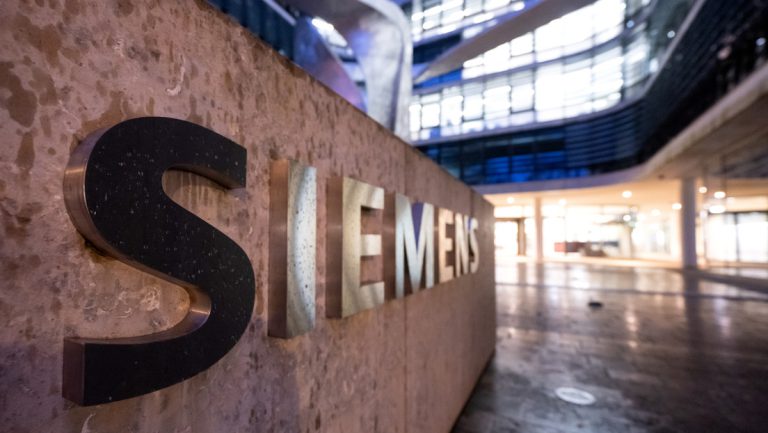Siemens beendet Zusammenarbeit mit chinesischer Firma — RT DE