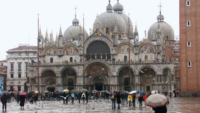 Italiens Tourismusbranche verliert 80 Millionen Euro durch das Ausbleiben der russischen Touristen — RT DE