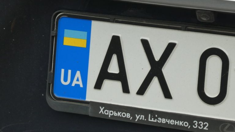 Ukrainische Verkehrssünder müssen Bußgelder nicht zahlen — RT DE