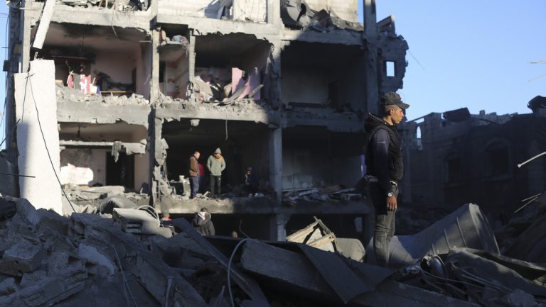 Mitarbeiter des französischen Außenministeriums stirbt durch israelischen Angriff auf Gazastreifen — RT DE