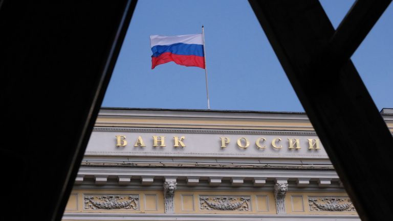 Russische Zentralbank meldet Interesse von Ausländern am Umtausch blockierter Vermögenswerte — RT DE
