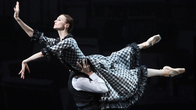 Kiew verärgert über Südkorea-Tournee russischer Ballerina — RT DE